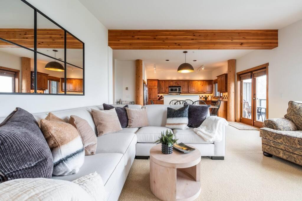 Holiday home Taluswood Ridge By Outpost